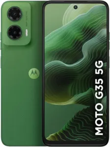Celular Motorola Moto G35 5G verde com acabamento em couro vegano, frente e verso